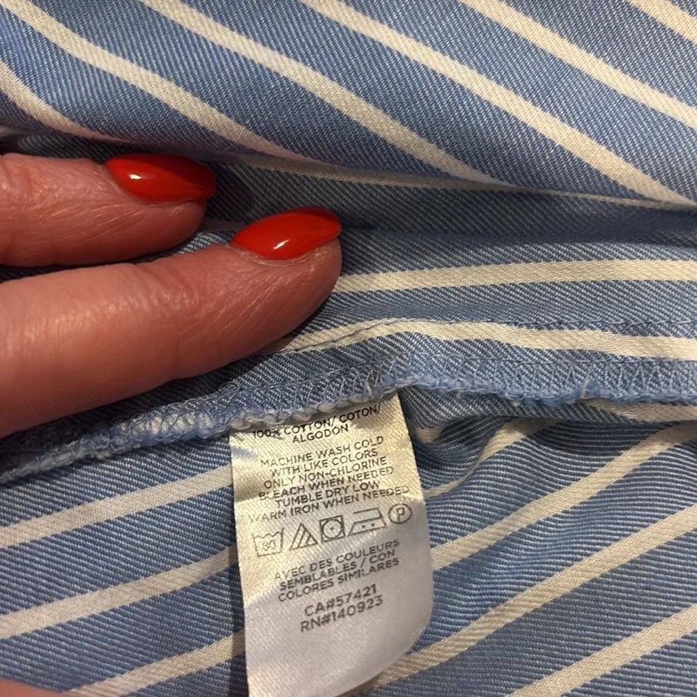 Loft Button Down - Picture 4 of 4
